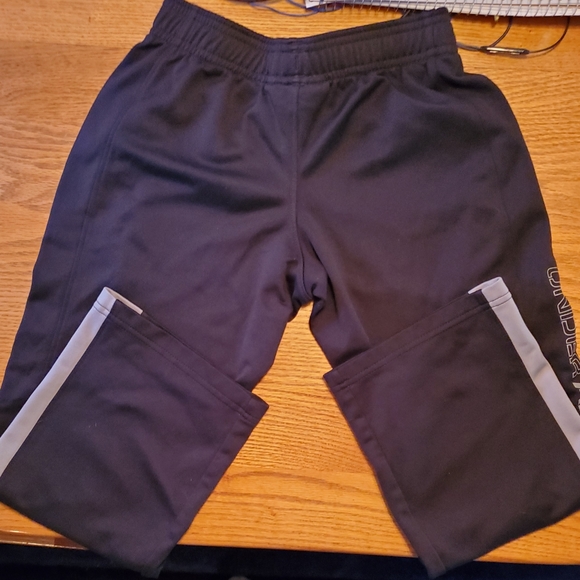 Boys underarmor pants - Picture 2 of 6